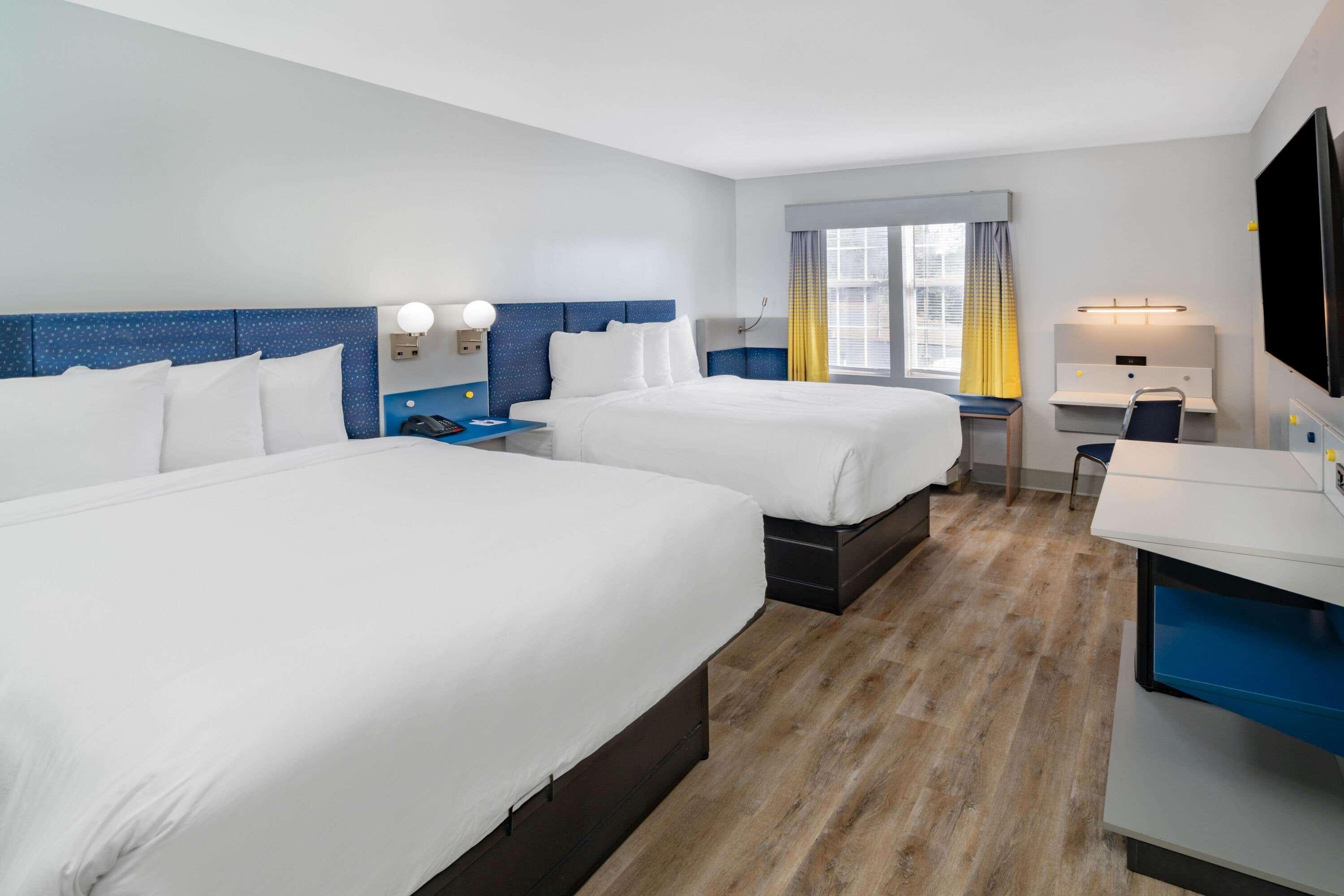 Microtel By Wyndham 2*
